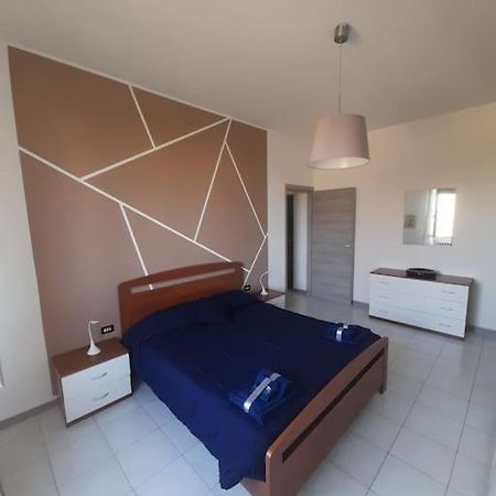 Casa Zeus Apartment มอนซา ภายนอก รูปภาพ